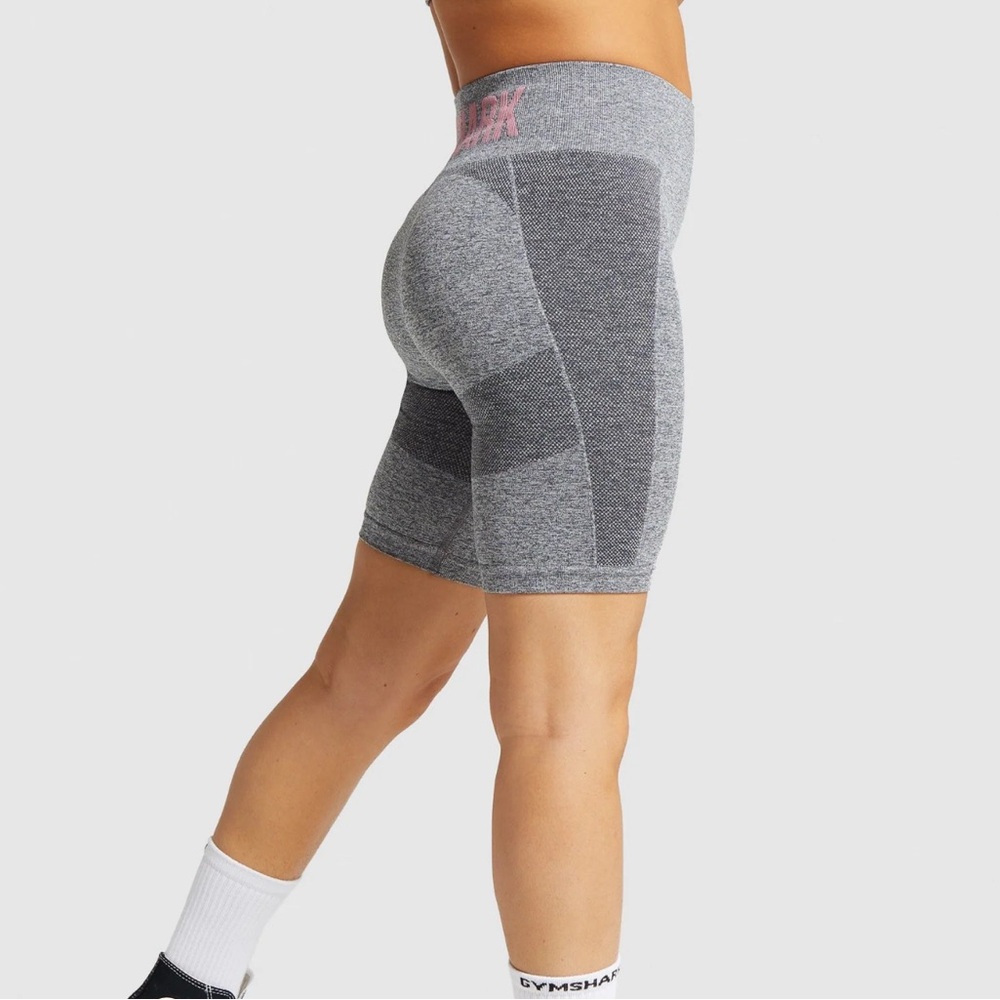Gymshark grey FLEX CYCLING SHORTS